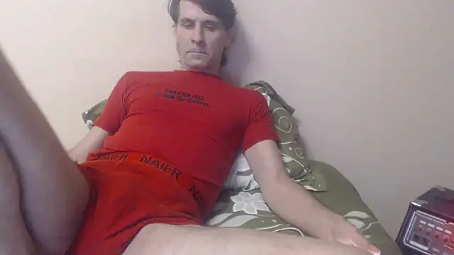 yvesstorm1 online show from 02/15/26, 04:06