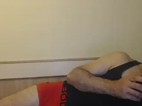 yvesstorm1 online show from 03/17/25, 06:00