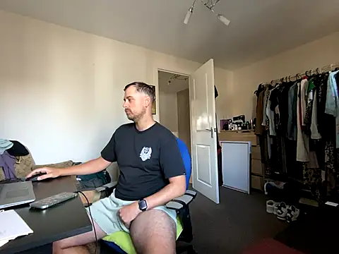 Kramer023 online show from 09/24/25, 09:27