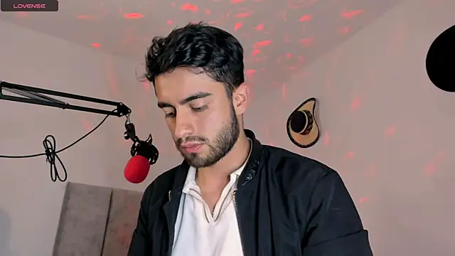 aydan hw online show from 03/06/25, 09:09