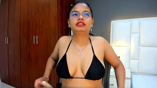 yeral2017 online show from 12/17/25, 03:39