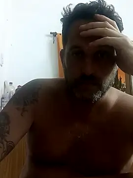 Snapshot of Reload_033 chatting on 03/01/26, 10:21 Reload 033 online show from 03/01/26, 10:21