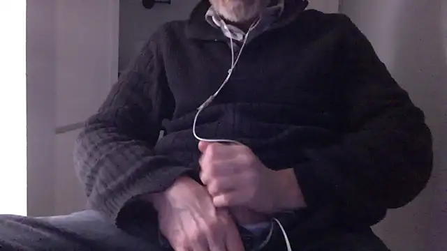 readyforfunxxx online show from 01/15/25, 02:02