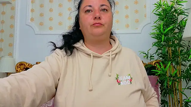 AleshaArabian online show from 05/06/26, 03:54