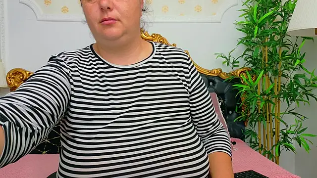 AleshaArabian online show from 05/13/26, 03:35