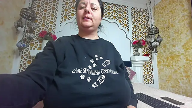 AleshaArabian online show from 12/15/25, 05:13