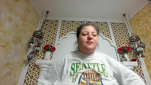 AleshaArabian online show from 12/05/25, 05:17