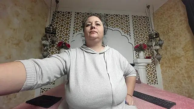 AleshaArabian online show from 02/12/26, 04:45