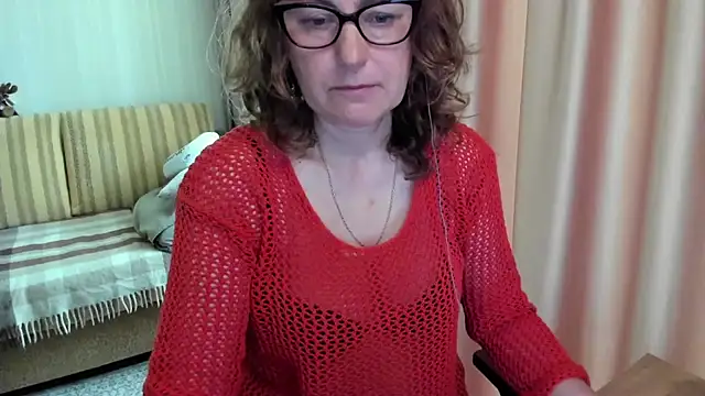 lauraoven online show from 06/05/26, 07:03