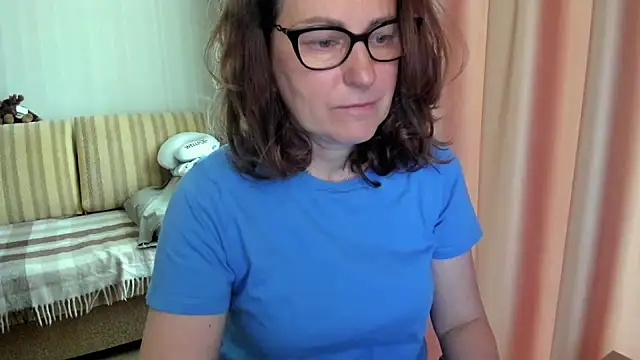 lauraoven online show from 05/20/26, 06:43