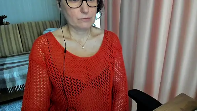 lauraoven online show from 03/03/26, 07:15