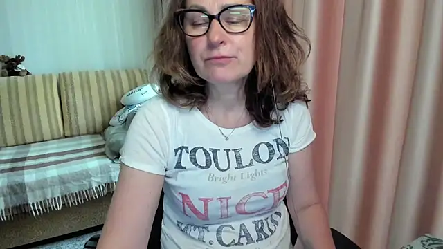 lauraoven online show from 05/28/26, 10:32