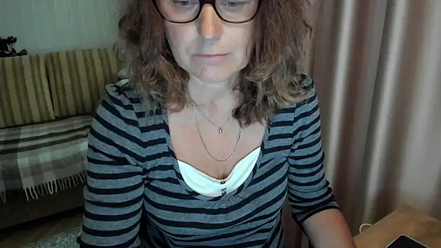 lauraoven online show from 07/06/26, 09:16