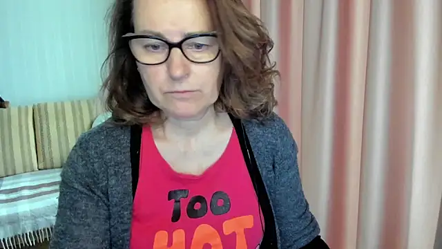 lauraoven online show from 05/15/26, 08:01