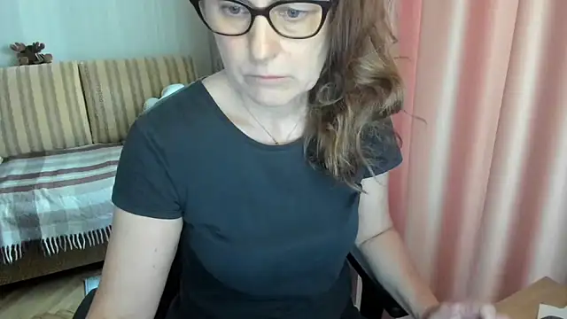 lauraoven online show from 03/22/26, 02:40