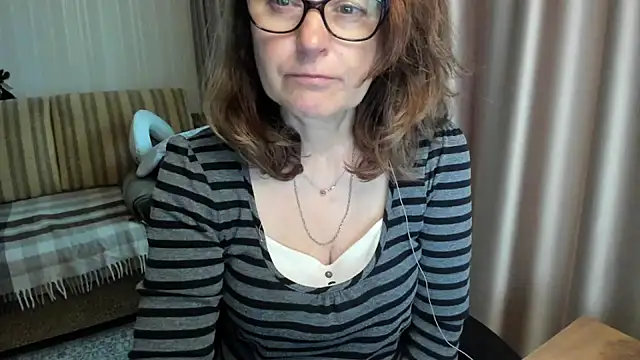 lauraoven online show from 06/03/26, 05:17