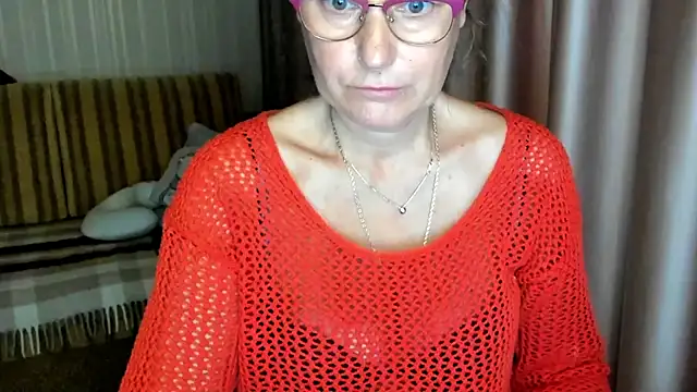 lauraoven online show from 10/04/25, 07:43