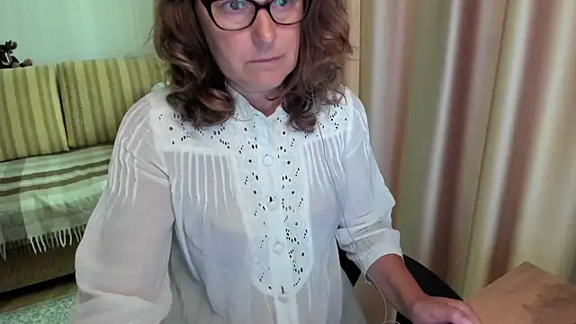 lauraoven online show from 07/04/26, 08:31