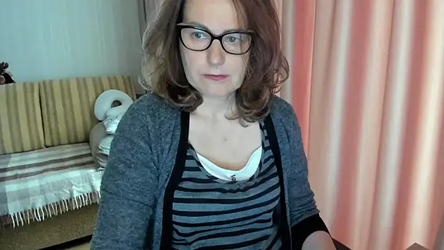lauraoven online show from 05/07/26, 07:56