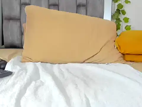 alyssia ocean online show from 10/04/25, 12:39