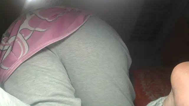 Snapshot of prettyangelsquirt chatting on 03/28/26, 08:43 prettyangelsquirt online show from 03/28/26, 08:43