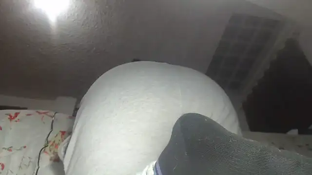 Snapshot of prettyangelsquirt chatting on 11/10/25, 10:59 prettyangelsquirt online show from 11/10/25, 10:59