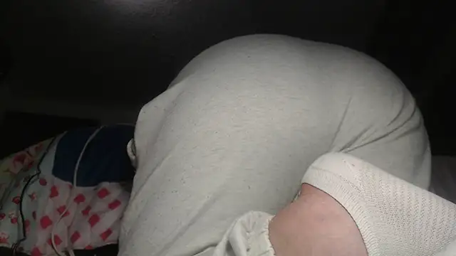 Snapshot of prettyangelsquirt chatting on 11/27/25, 09:48 prettyangelsquirt online show from 11/27/25, 09:48