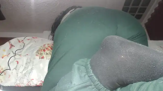 Snapshot of prettyangelsquirt chatting on 10/21/25, 11:59 prettyangelsquirt online show from 10/21/25, 11:59