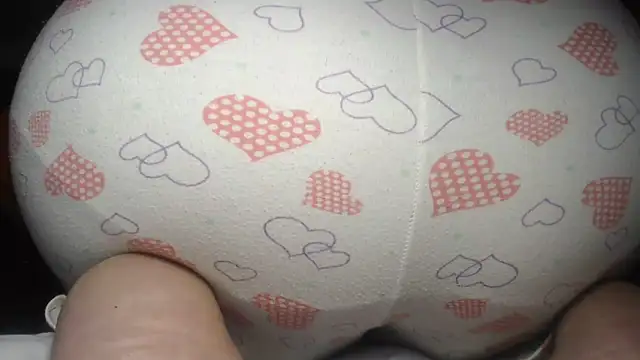 Snapshot of prettyangelsquirt chatting on 06/16/26, 12:32 prettyangelsquirt online show from 06/16/26, 12:32