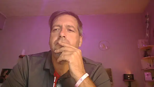 matrikes1 online show from 10/17/25, 01:35