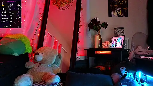 Ivey and James online show from 01/18/25, 10:28