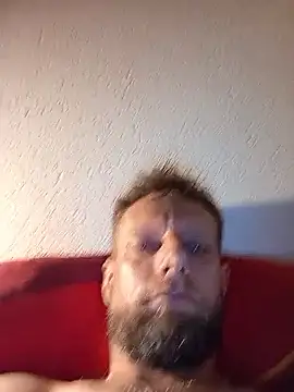 Snapshot of Kw8585kw chatting on 09/25/25, 02:39 Kw8585kw online show from 09/25/25, 02:39