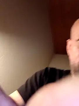 Kw8585kw online show from 04/08/26, 12:01