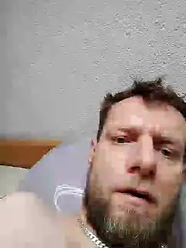 Snapshot of Kw8585kw chatting on 12/13/24, 01:44 Kw8585kw online show from 12/13/24, 01:44