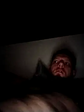 Snapshot of Kw8585kw chatting on 03/14/25, 12:21 Kw8585kw online show from 03/14/25, 12:21