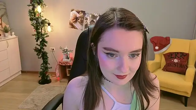 CloudGrace online show from 12/15/25, 06:14