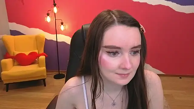 Snapshot of CloudGrace chatting on 02/19/26, 03:14 CloudGrace online show from 02/19/26, 03:14