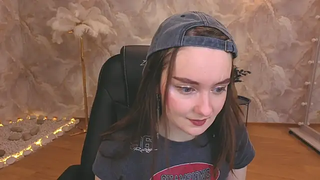 CloudGrace online show from 11/30/25, 03:18