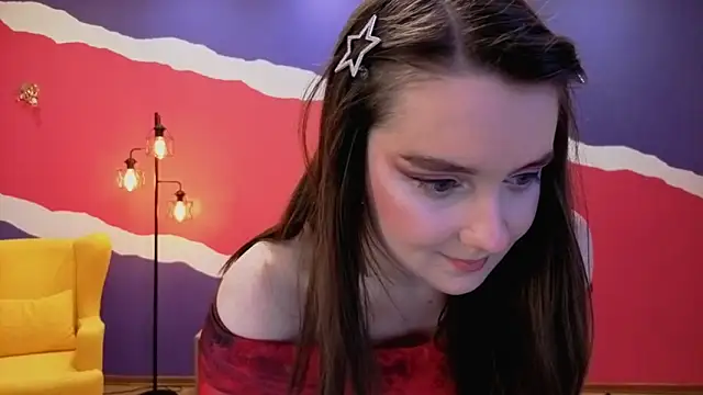 Snapshot of CloudGrace chatting on 01/18/26, 06:22 CloudGrace online show from 01/18/26, 06:22