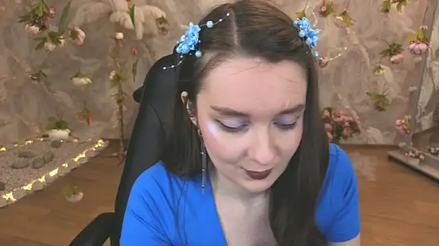 Snapshot of CloudGrace chatting on 06/17/26, 03:17 CloudGrace online show from 06/17/26, 03:17