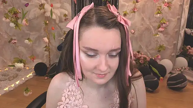 Snapshot of CloudGrace chatting on 07/14/26, 03:22 CloudGrace online show from 07/14/26, 03:22