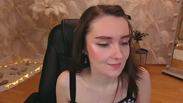 CloudGrace online show from 11/24/25, 06:19