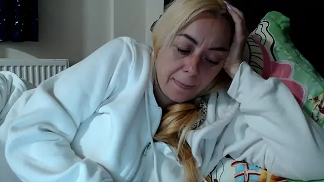 spell of love online show from 11/03/25, 10:57