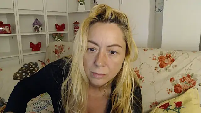 spell of love online show from 03/29/26, 01:40