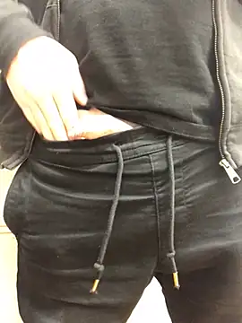 Mindnorthcam2 online show from 02/02/26, 07:07