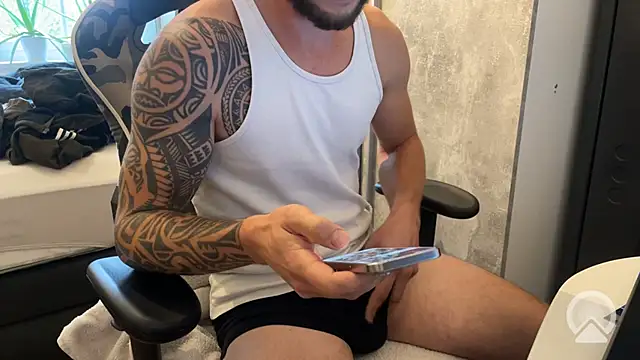 bigdick19cm90 online show from 10/04/25, 01:23