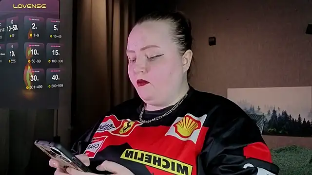 EMMA  CONNOR online show from 12/15/25, 08:25