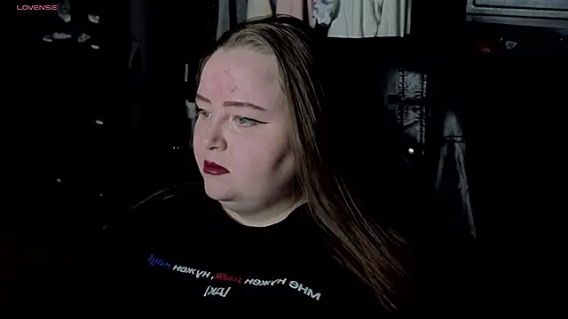 EMMA  CONNOR online show from 11/03/25, 09:29