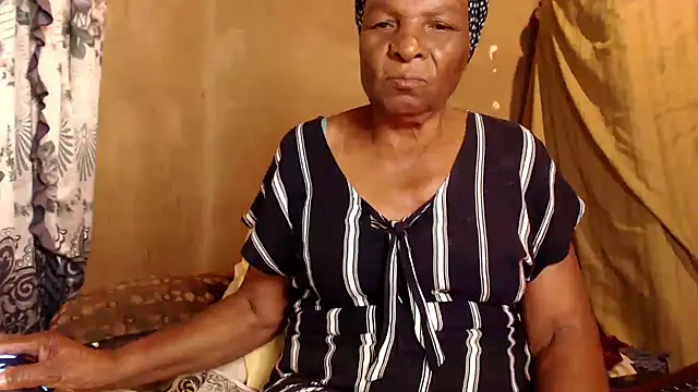 Snapshot of NaughtyGranny chatting on 07/14/26, 07:42 NaughtyGranny online show from 07/14/26, 07:42