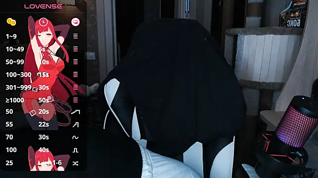 Snapshot of Mini_Mo chatting on 09/24/25, 10:33 Mini Mo online show from 09/24/25, 10:33